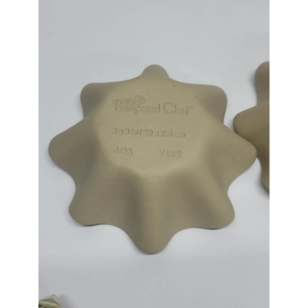 The Pampered Chef Stoneware Collection Set of 2 Dishes - Baking Dish
